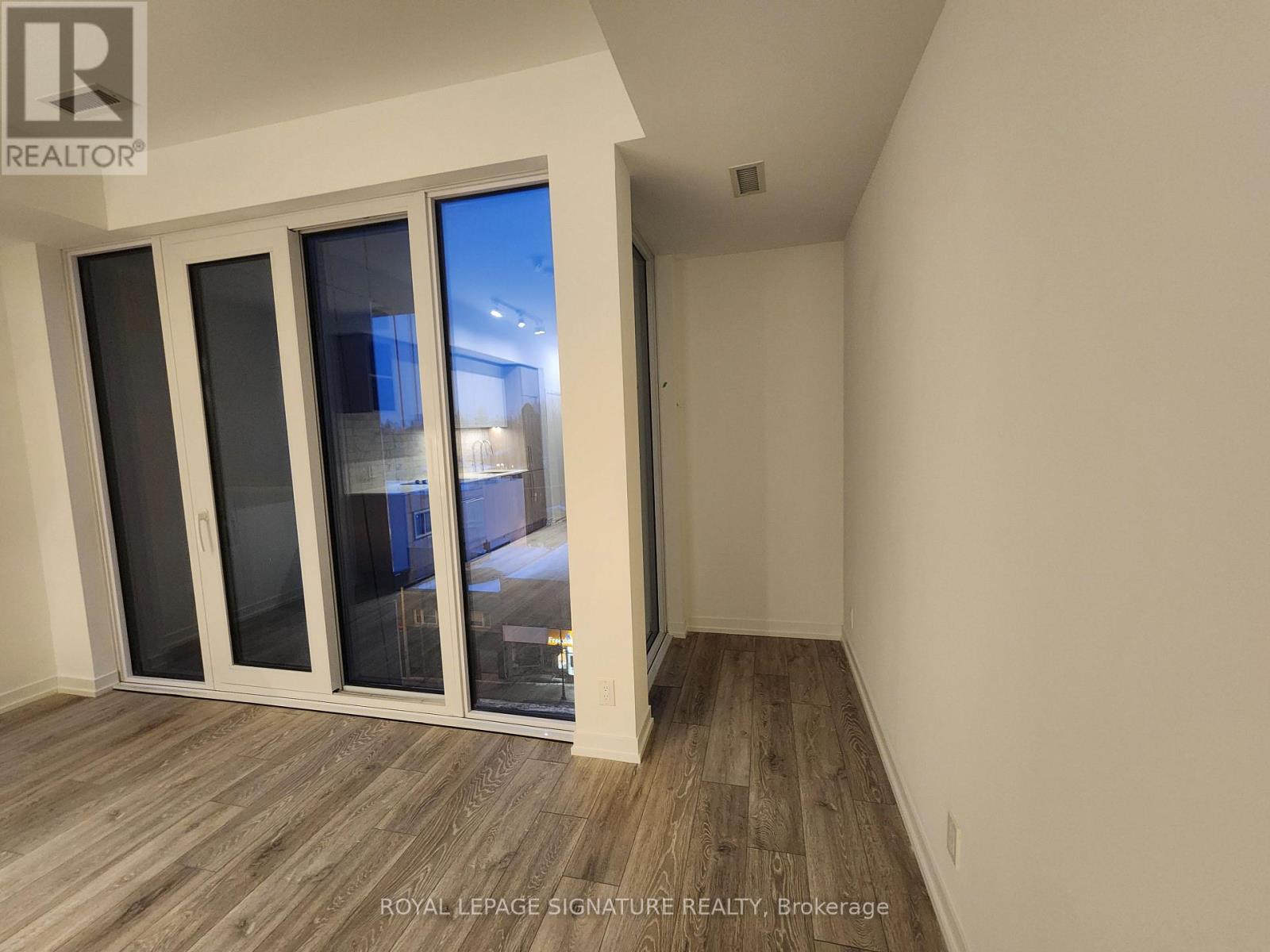 727 - 2020 Bathurst Street, Toronto (Humewood-Cedarvale), Ontario  M5P 0A6 - Photo 8 - C12857098