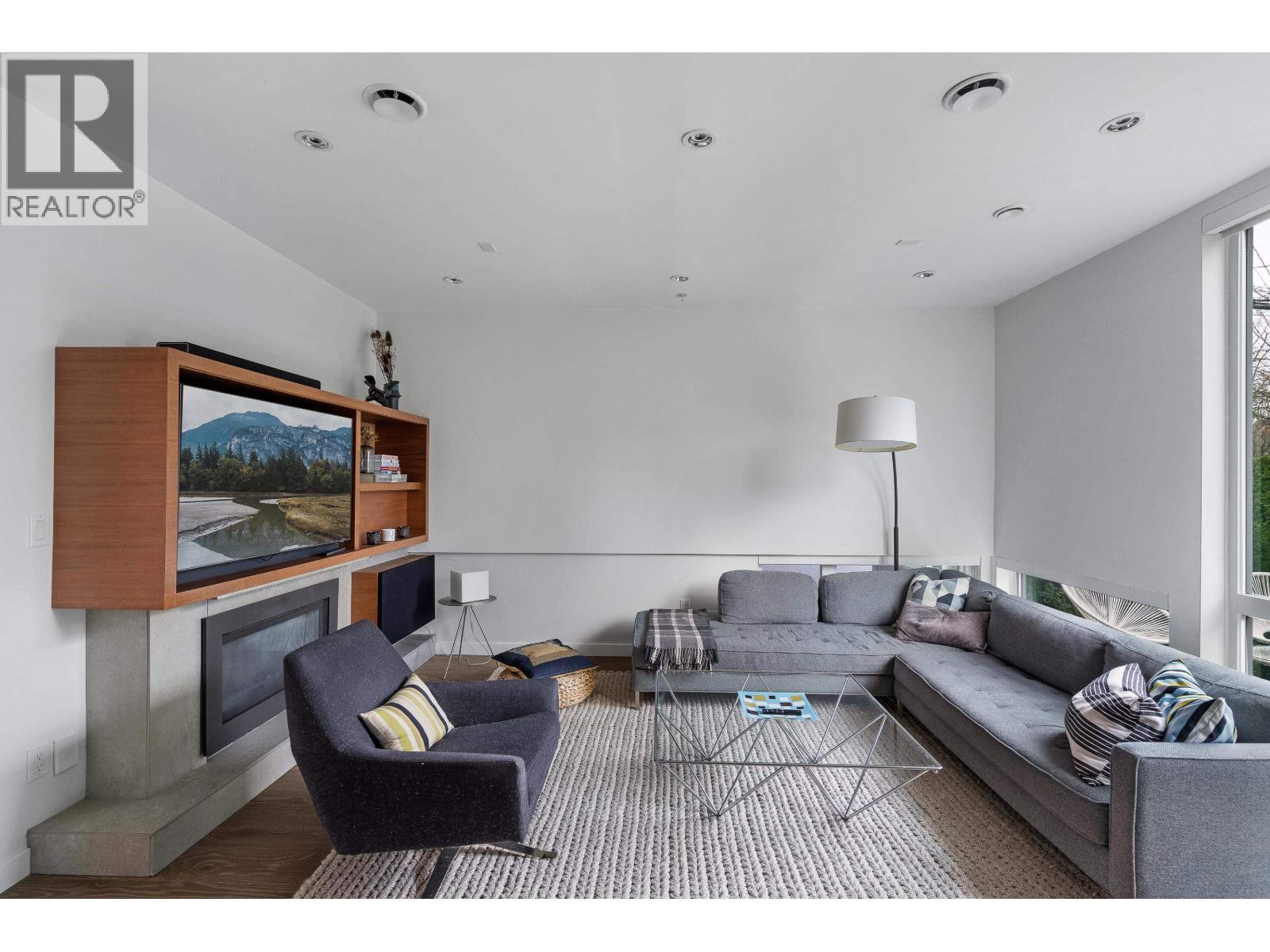 1928 Templeton Drive, Vancouver, British Columbia  V5N 4W1 - Photo 5 - R3092138