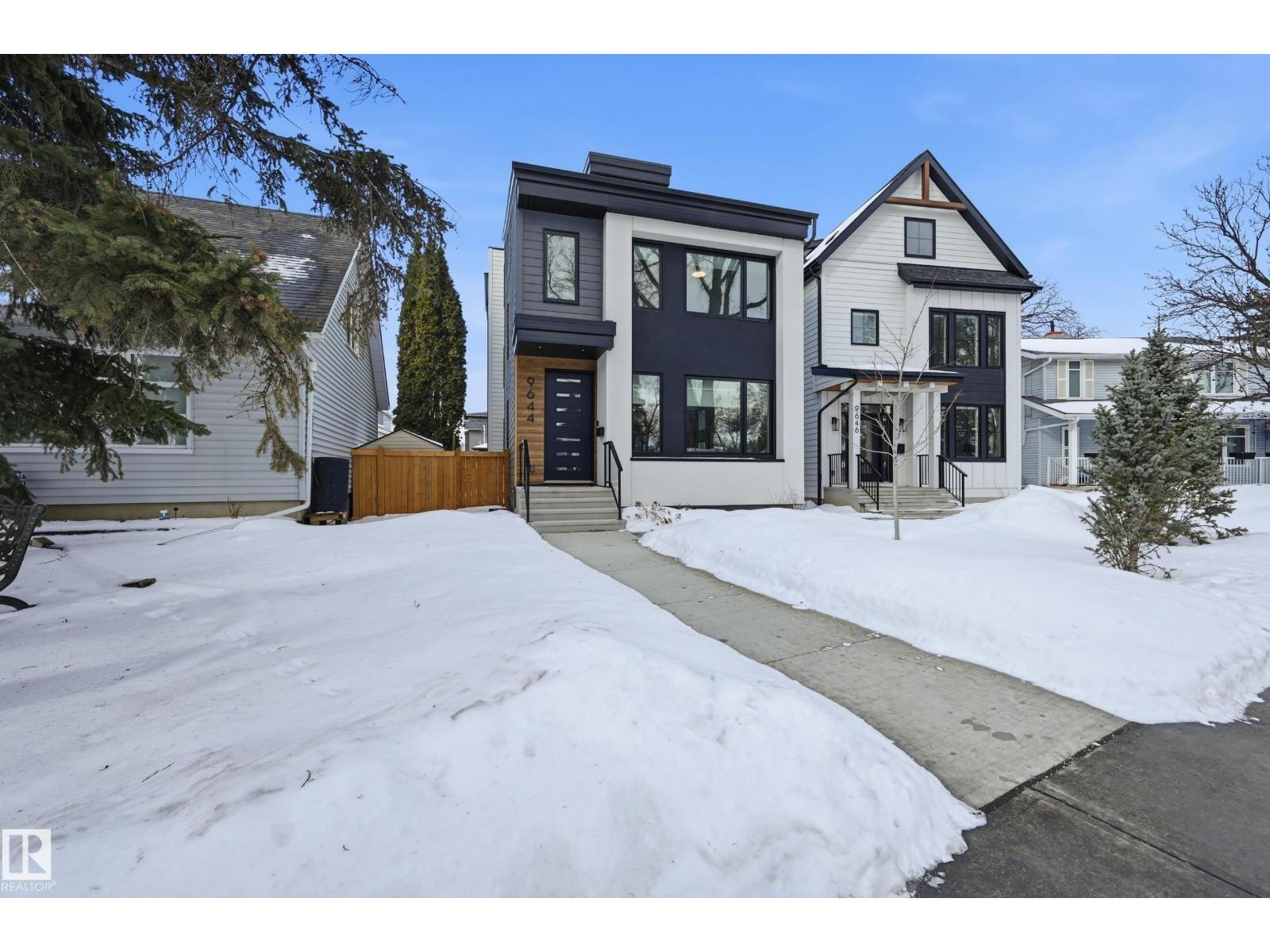 9644 83 St Nw, Edmonton, Alberta  T6C 3A2 - Photo 4 - E4476383