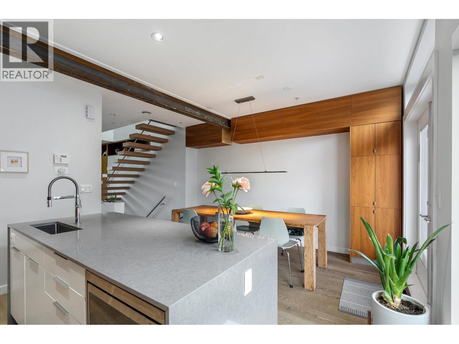 1928 Templeton Drive, Vancouver, British Columbia  V5N 4W1 - Photo 17 - R3092138