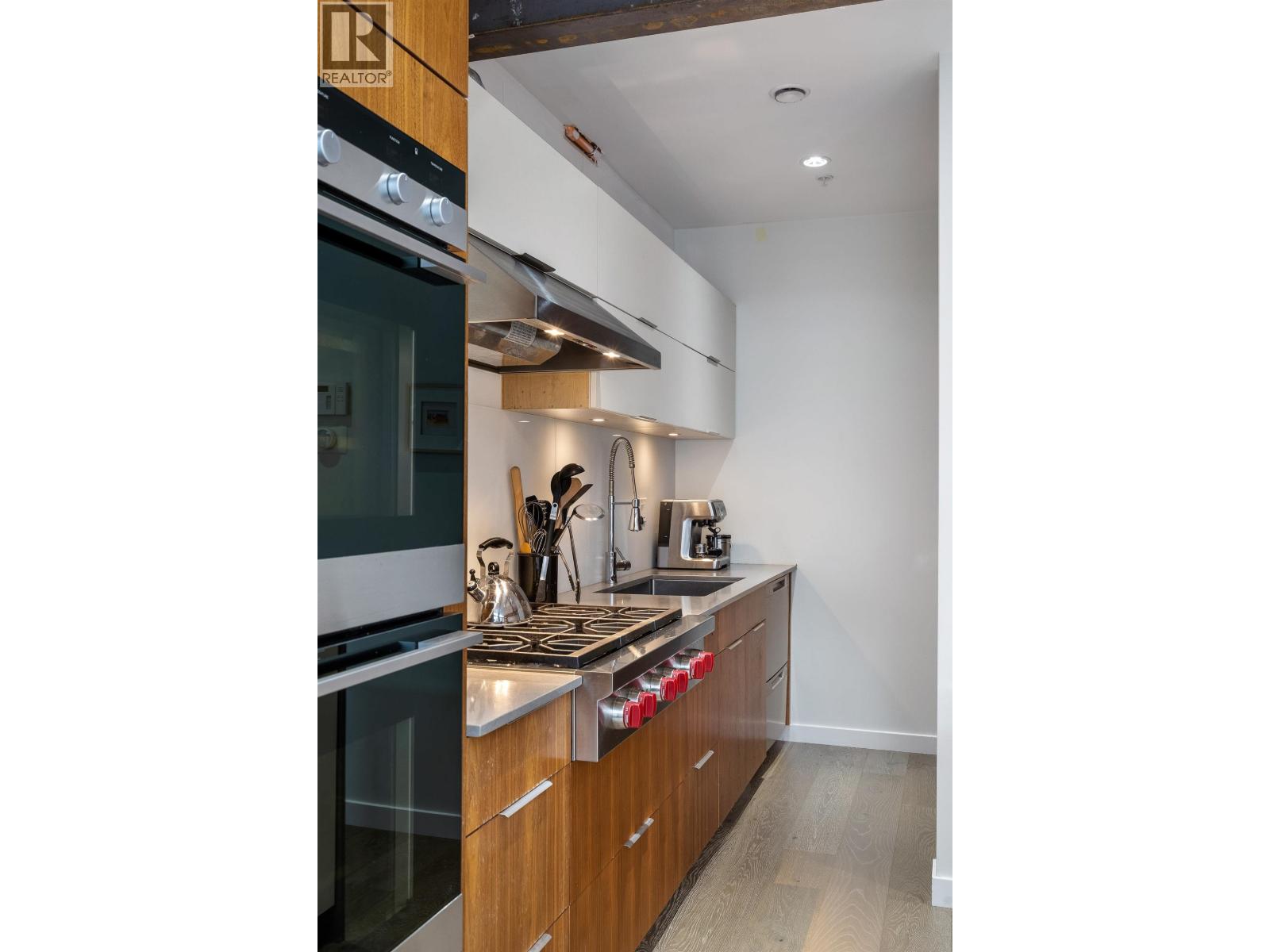 1928 Templeton Drive, Vancouver, British Columbia  V5N 4W1 - Photo 11 - R3092138