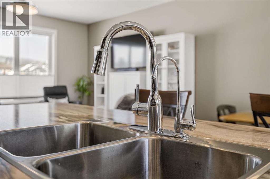 215 George Street, Diamond Valley, Alberta  T0L 2A0 - Photo 12 - A2287893