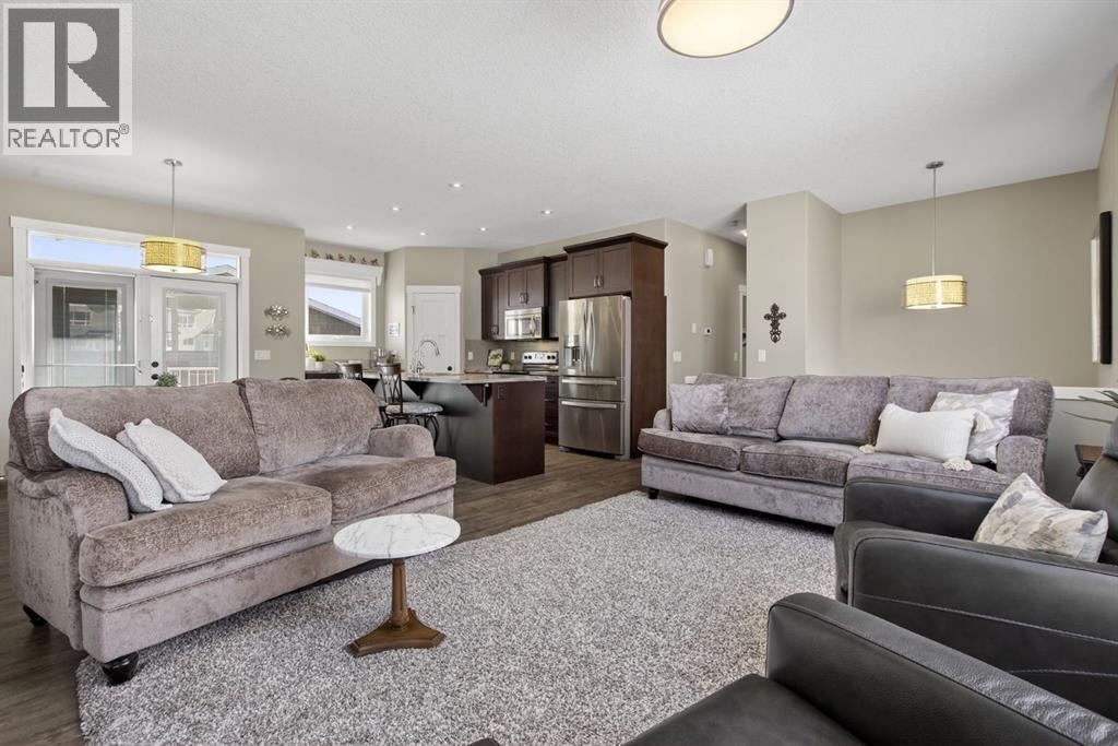 215 George Street, Diamond Valley, Alberta  T0L 2A0 - Photo 15 - A2287893