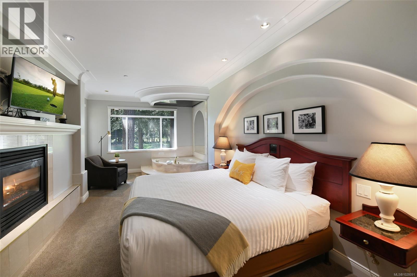 603/604 A 366 Clubhouse Dr, Courtenay, British Columbia  V9N 9G3 - Photo 3 - 1028091