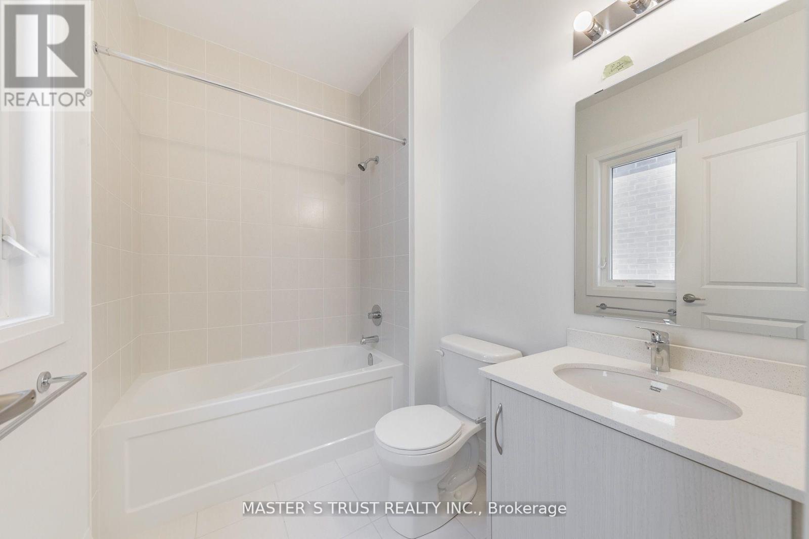 15 Backhouse Drive, Richmond Hill, Ontario  L4E 1M8 - Photo 20 - N12857100