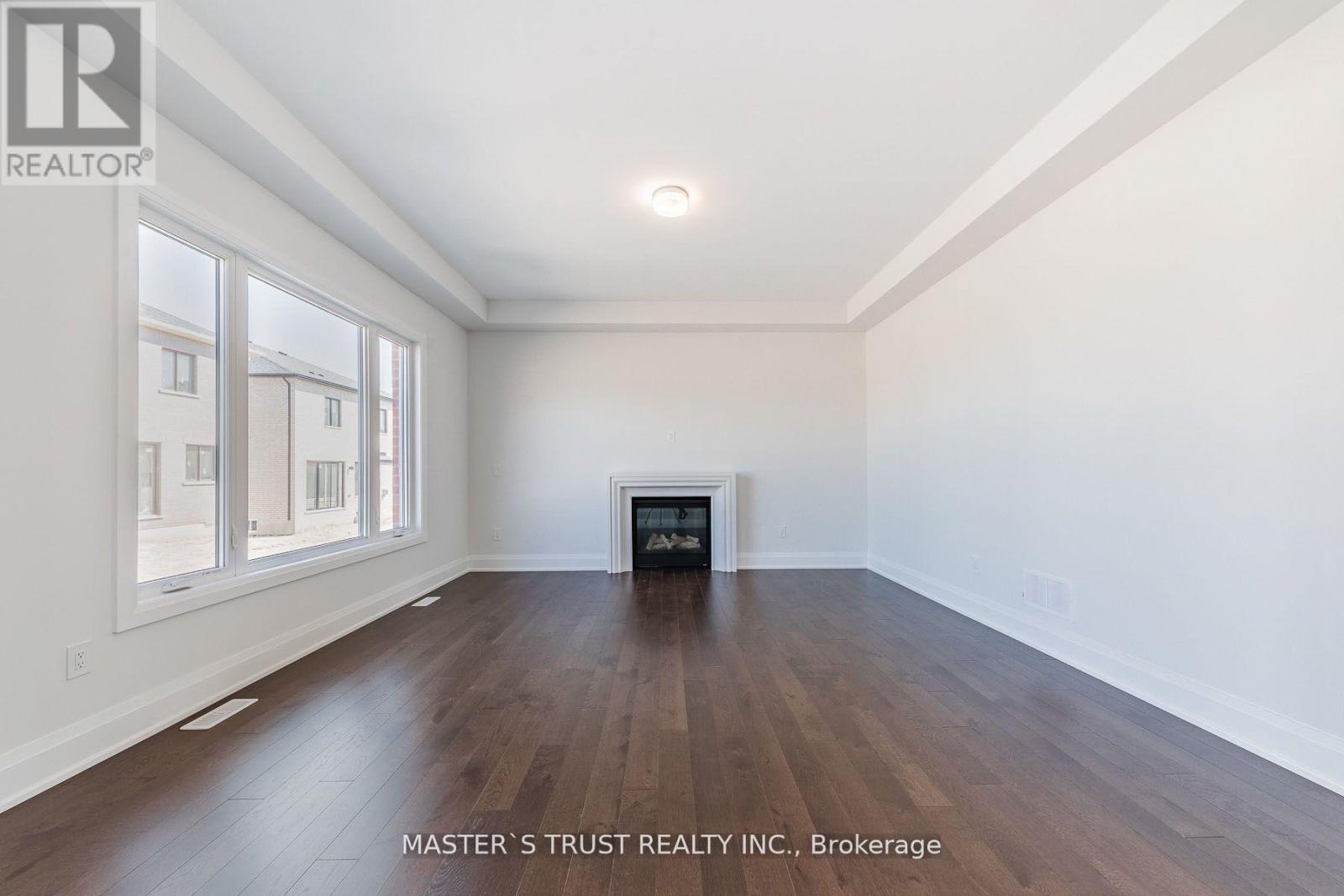 15 Backhouse Drive, Richmond Hill, Ontario  L4E 1M8 - Photo 6 - N12857100