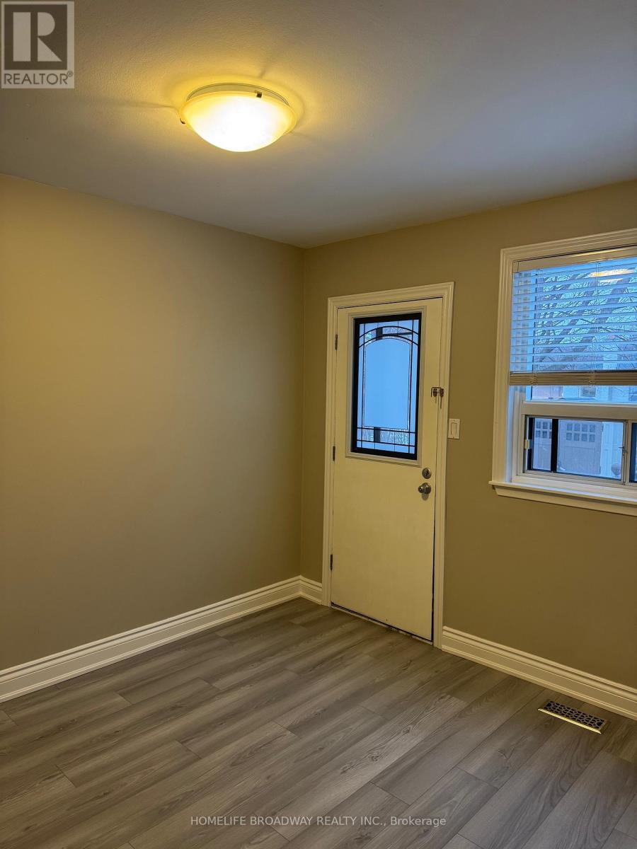 Main Floor - 381 Taylor Mills Drive, Richmond Hill, Ontario  L4C 2V1 - Photo 10 - N12692922