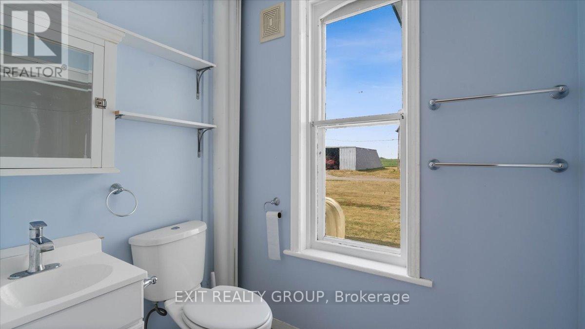 837 Casey Road, Belleville (Thurlow Ward), Ontario  K8N 4Z6 - Photo 16 - X12853240