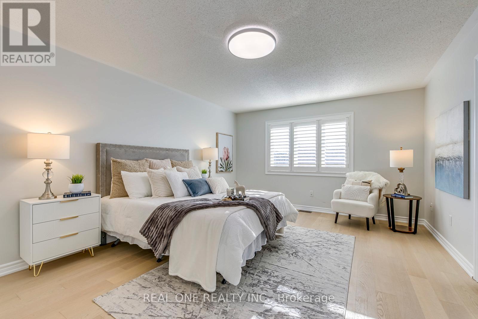 1331 Kestell Boulevard, Oakville, Ontario  L6H 0C8 - Photo 27 - W12857090