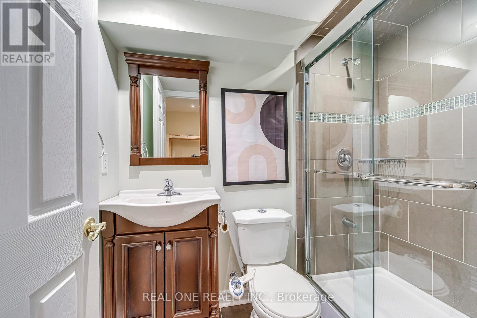 1331 Kestell Boulevard, Oakville, Ontario  L6H 0C8 - Photo 47 - W12857090