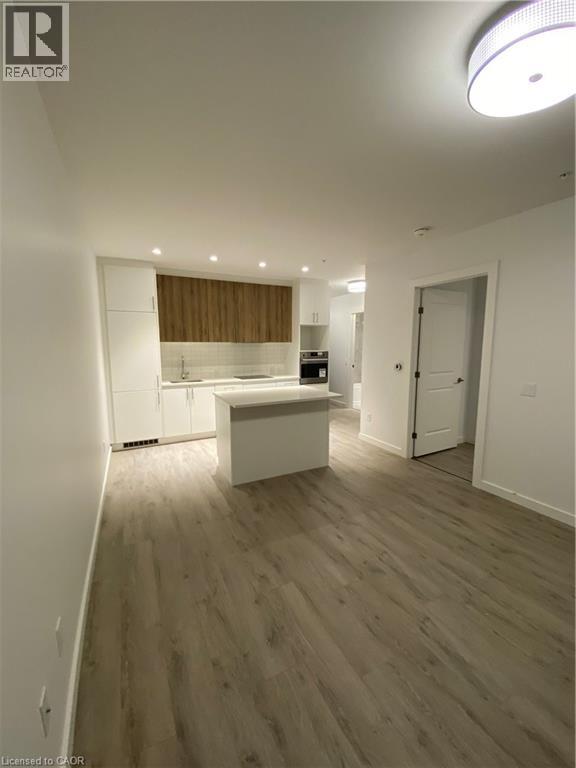 181 S King Street S Unit# 1704, Waterloo, Ontario  N2J 0E7 - Photo 3 - 40810407