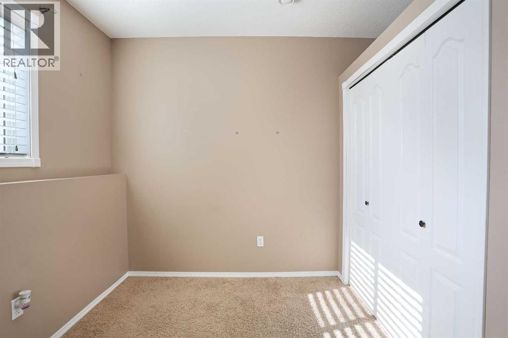 11 Upland Bay W, Brooks, Alberta  T1R 1N1 - Photo 37 - A2288677