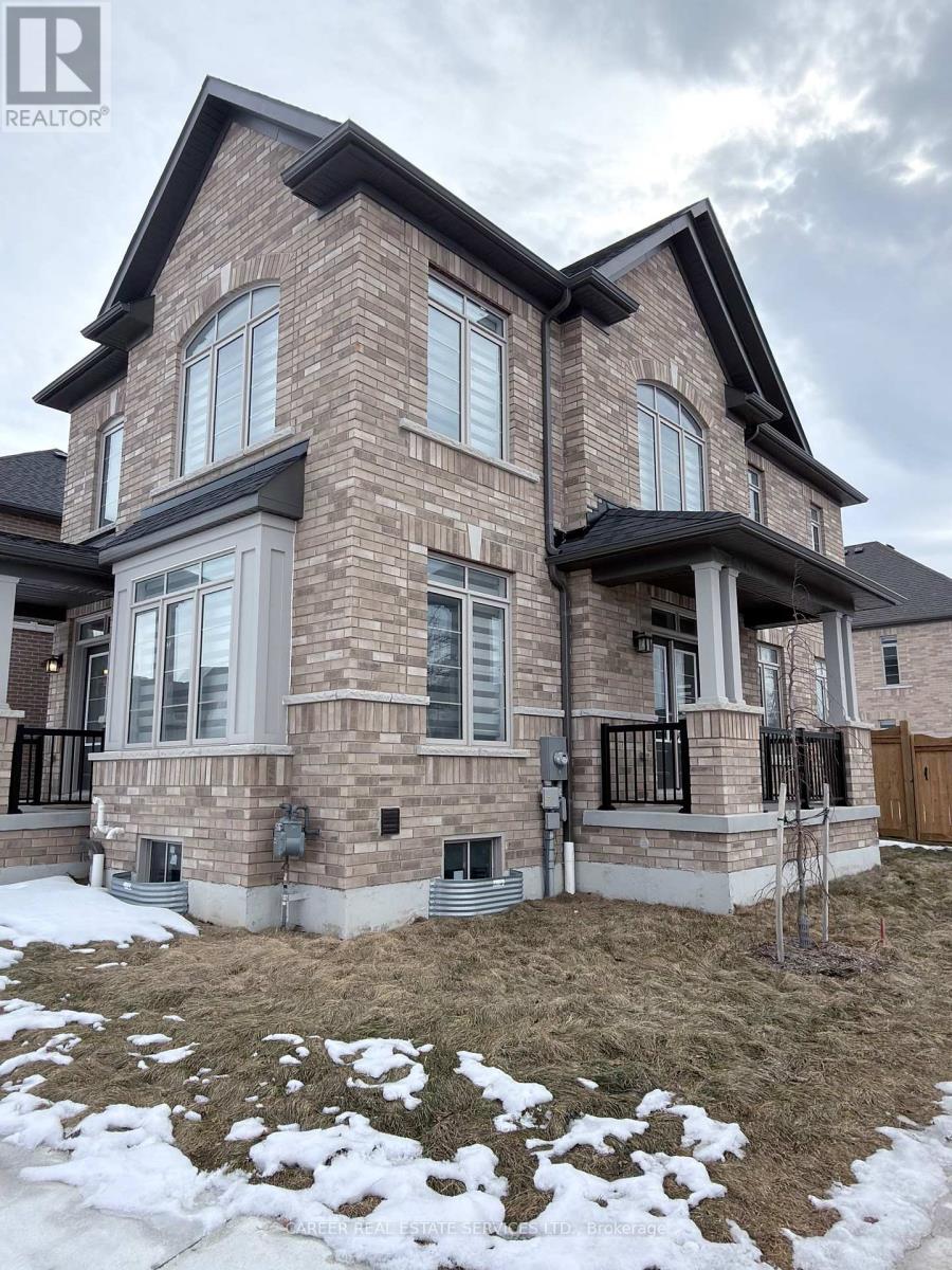 1 Waterfront Crescent, Whitby (Port Whitby), Ontario  L1N 0M9 - Photo 3 - E12857128