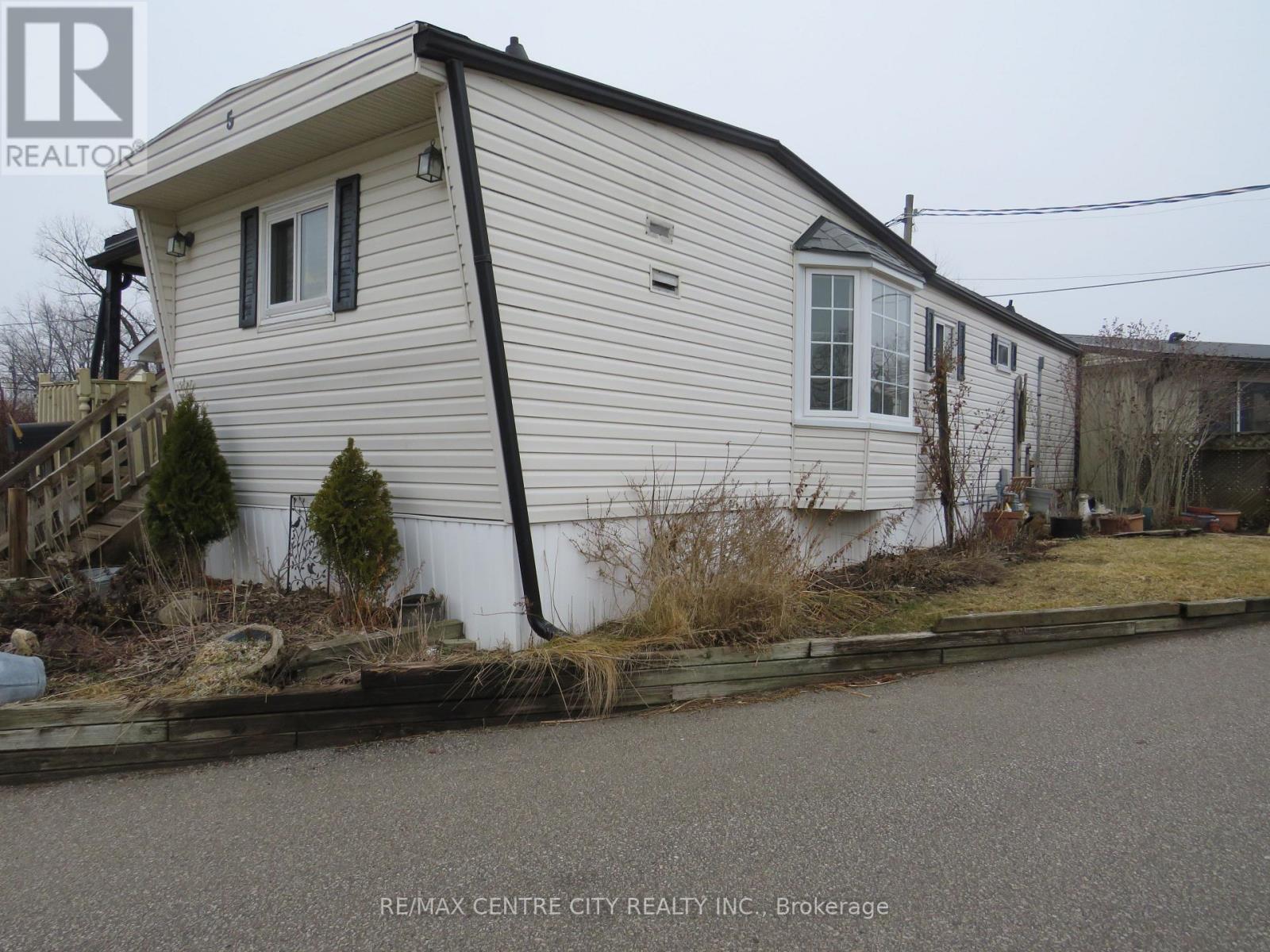 5 - 198 Springbank Drive, London South, Ontario  N6J 1G1 - Photo 14 - X12857142