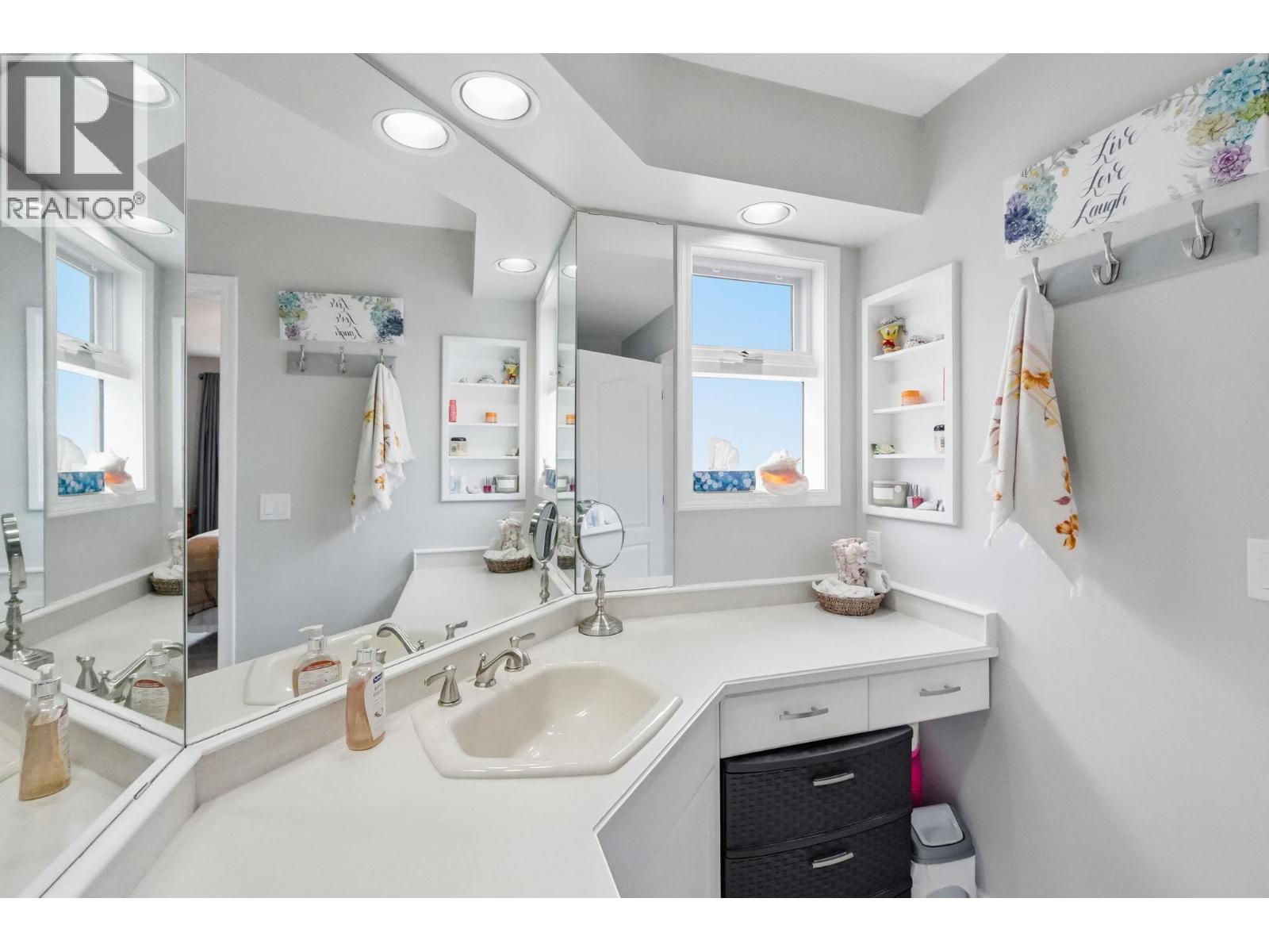 3333 South Main Street Unit# 122, Penticton, British Columbia  V2A 8J8 - Photo 24 - 10378492