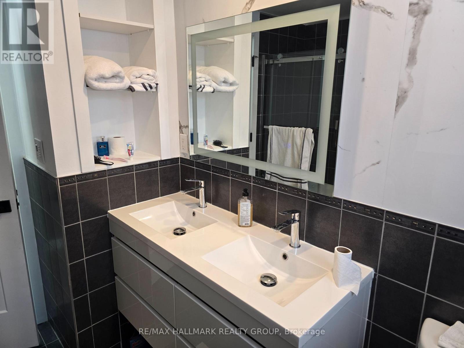 2706 Hickson Crescent, Ottawa, Ontario  K2H 6Y6 - Photo 13 - X12857156