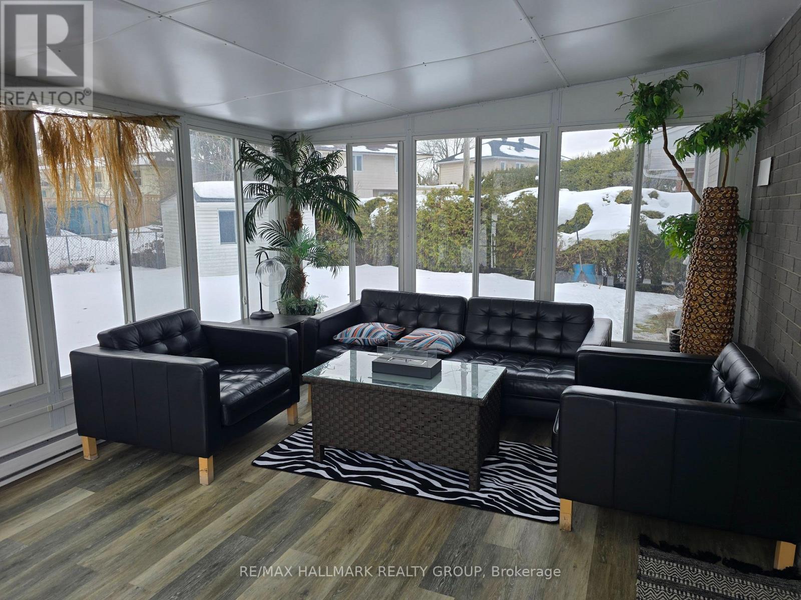 2706 Hickson Crescent, Ottawa, Ontario  K2H 6Y6 - Photo 14 - X12857156