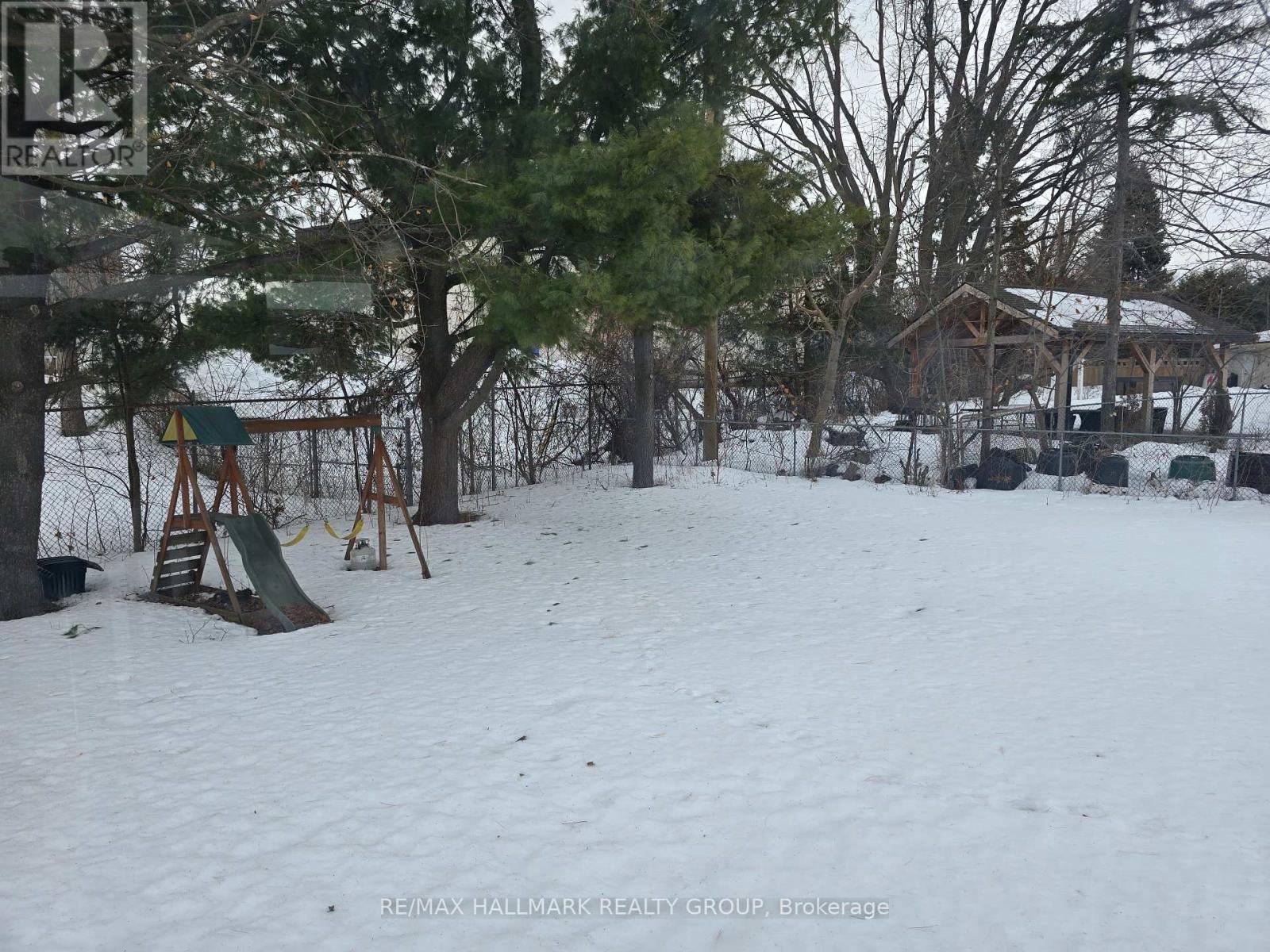 2706 Hickson Crescent, Ottawa, Ontario  K2H 6Y6 - Photo 16 - X12857156