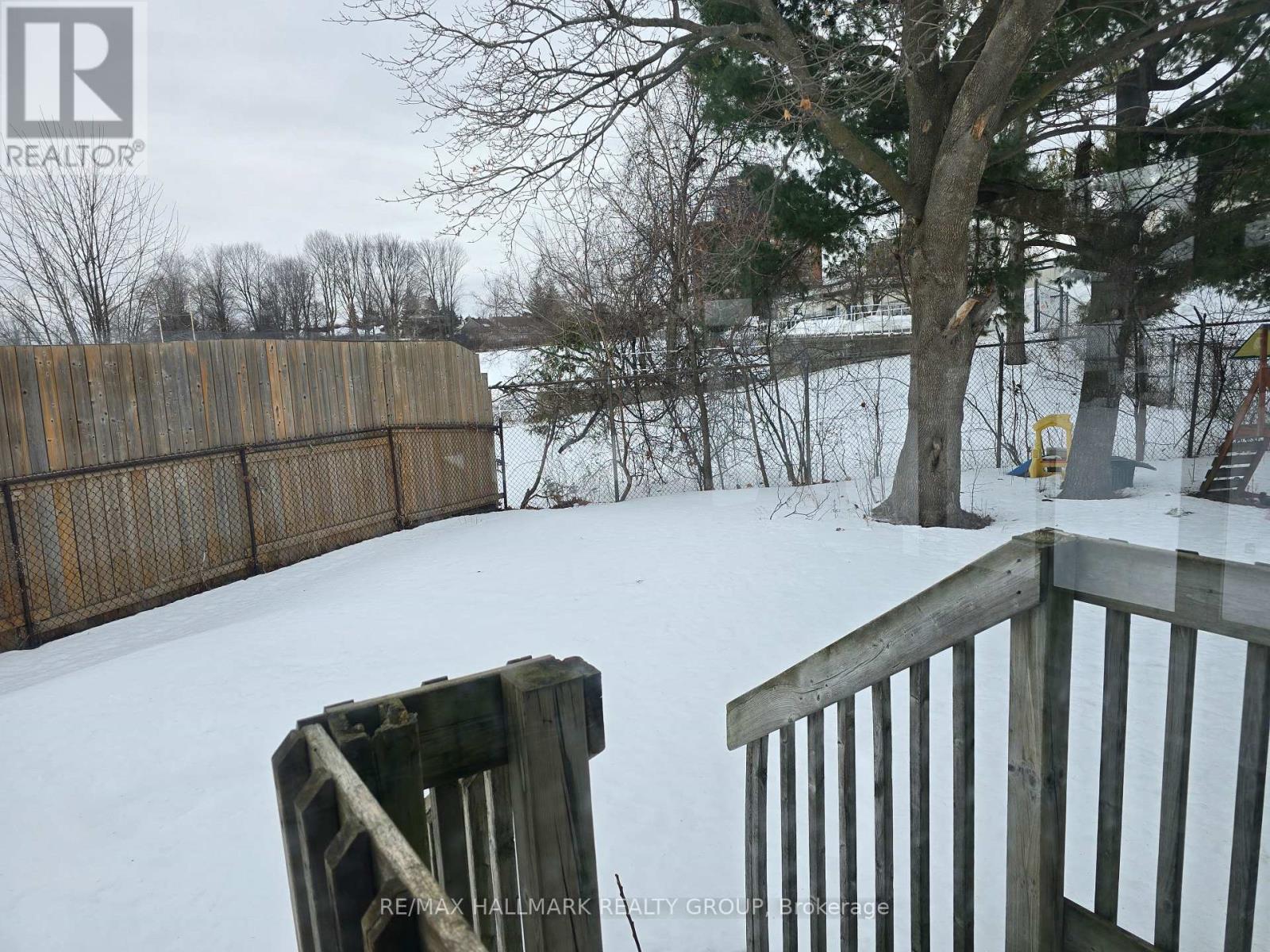 2706 Hickson Crescent, Ottawa, Ontario  K2H 6Y6 - Photo 17 - X12857156