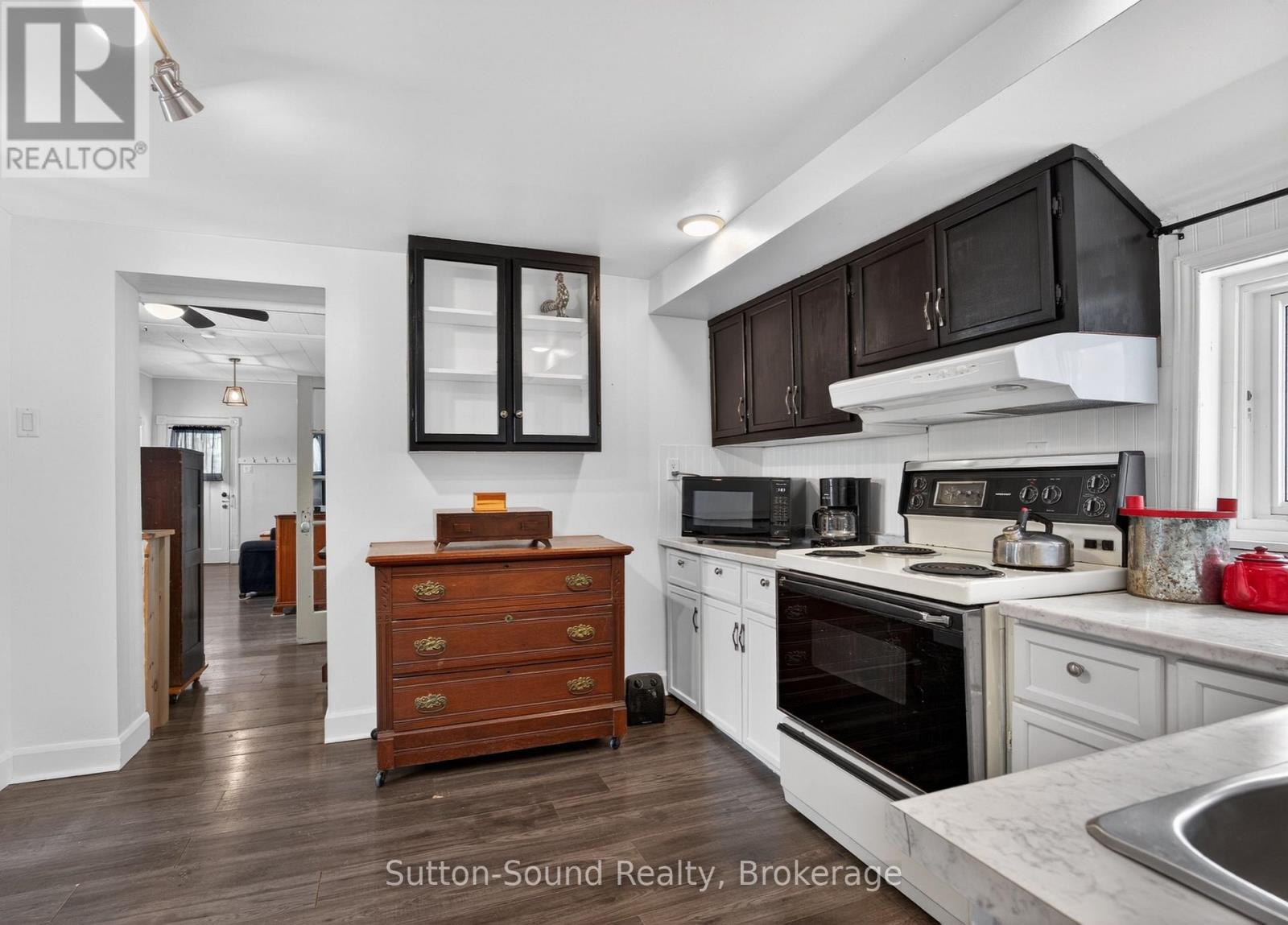 184 Gould Street, South Bruce Peninsula, Ontario  N0H 2T0 - Photo 15 - X12832552