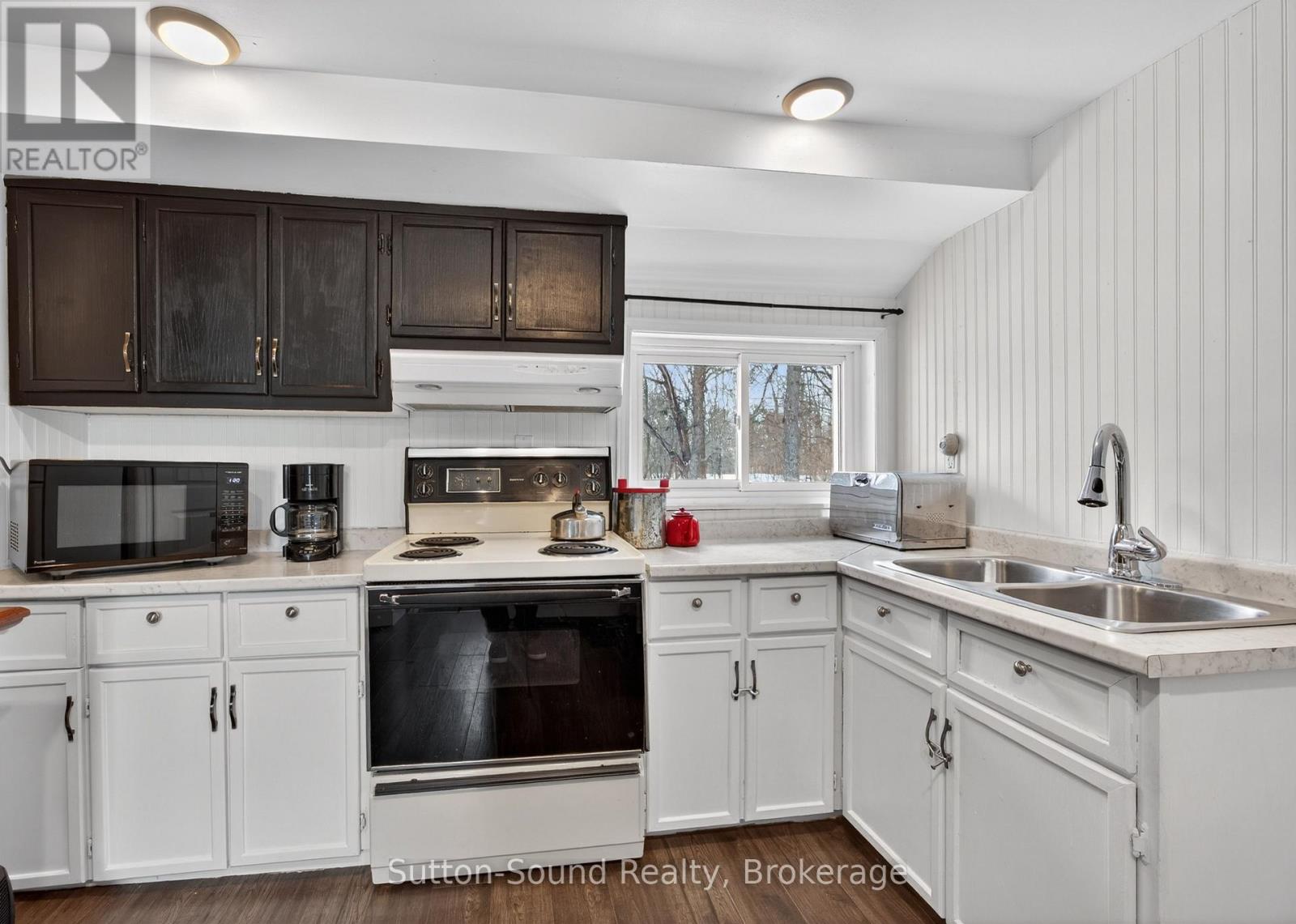 184 Gould Street, South Bruce Peninsula, Ontario  N0H 2T0 - Photo 14 - X12832552