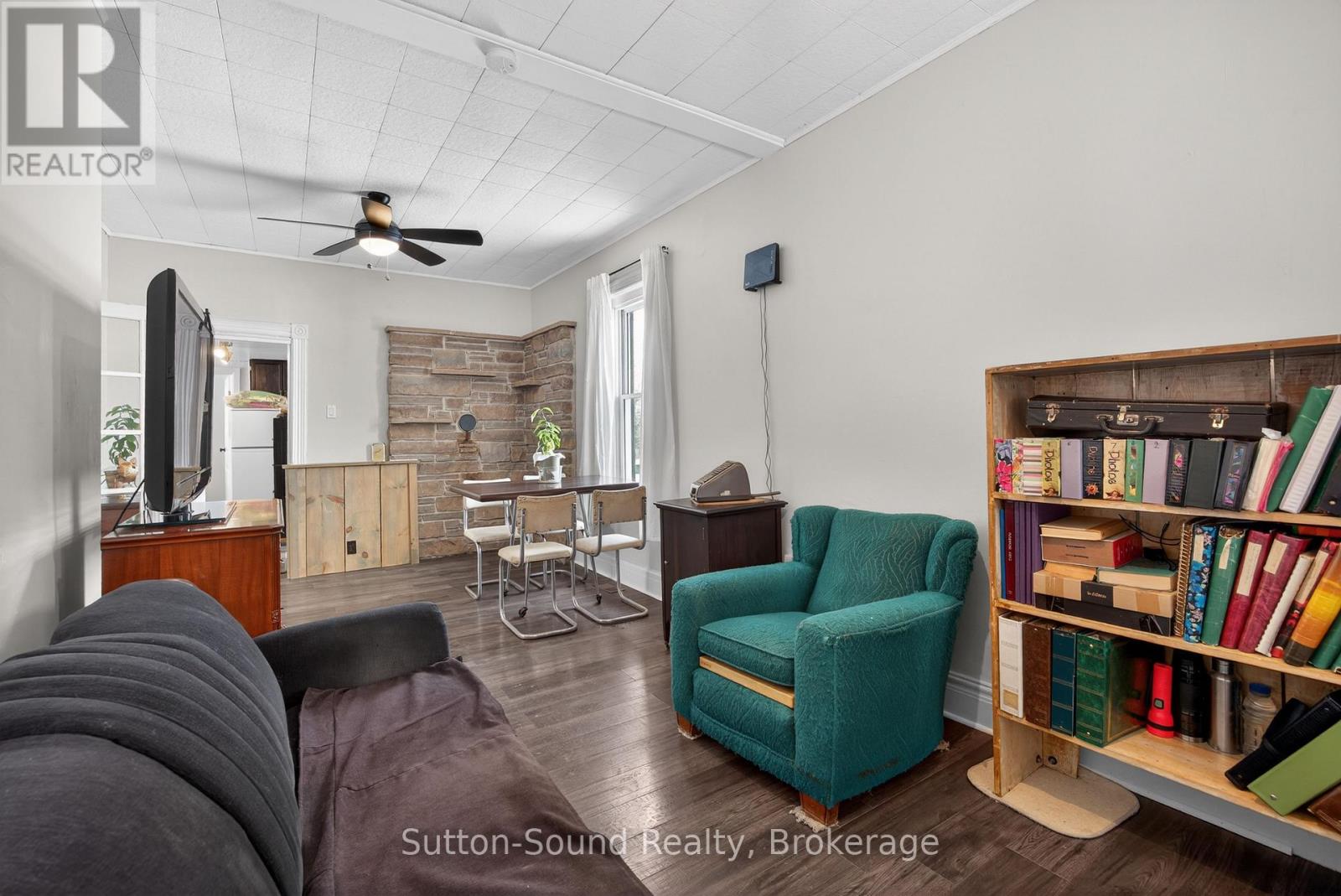 184 Gould Street, South Bruce Peninsula, Ontario  N0H 2T0 - Photo 24 - X12832552