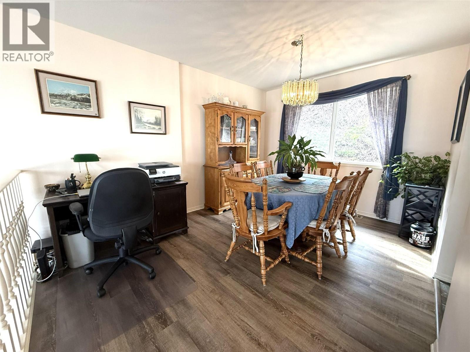 2022 Pacific Way Unit# 32, Kamloops, British Columbia  V1S 1T1 - Photo 3 - 10377544