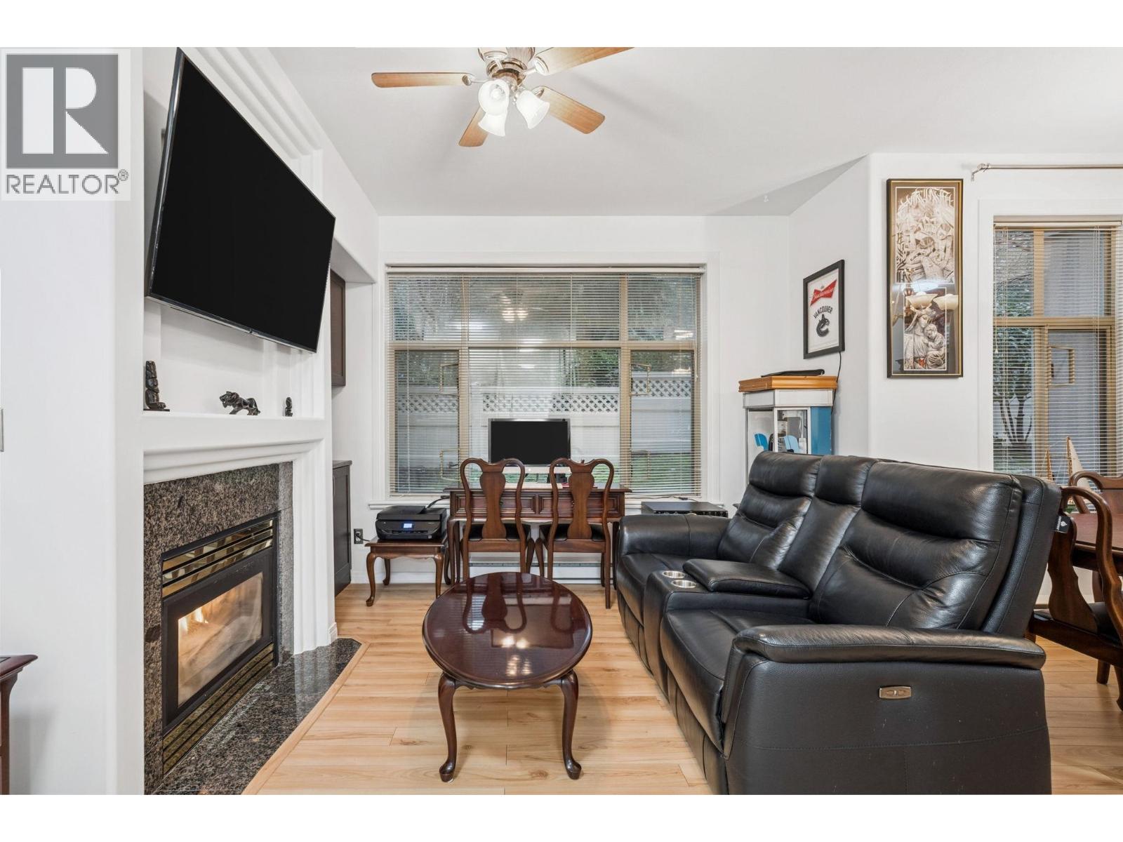 208 3176 Plateau Boulevard, Coquitlam, British Columbia  V3E 3J2 - Photo 4 - R3097151