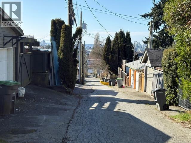 2071 E 4th Avenue, Vancouver, British Columbia  V5N 1K5 - Photo 6 - R3097158