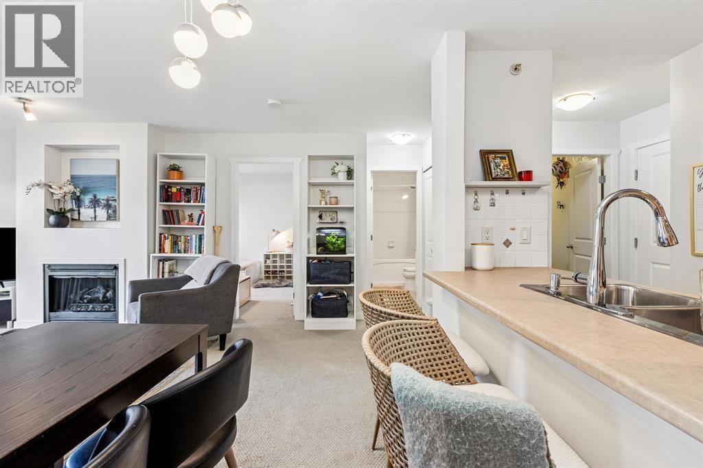 404 183 W 23rd Street, North Vancouver, British Columbia  V7M 2B1 - Photo 3 - R3097155