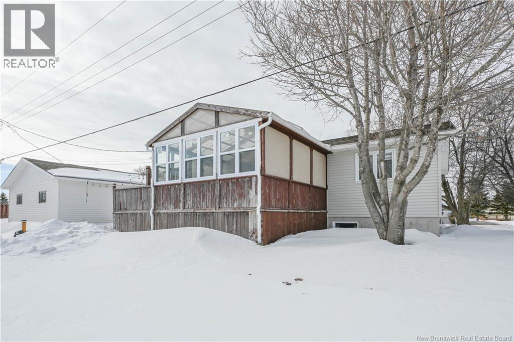 132 Goupil Street, Shippagan, New Brunswick  E8S 1W3 - Photo 5 - NB134470