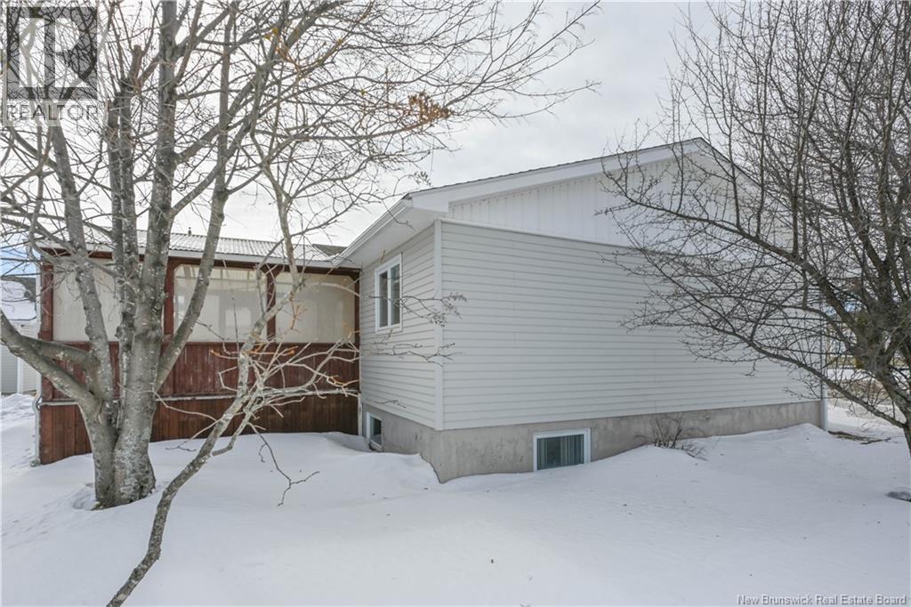 132 Goupil Street, Shippagan, New Brunswick  E8S 1W3 - Photo 6 - NB134470