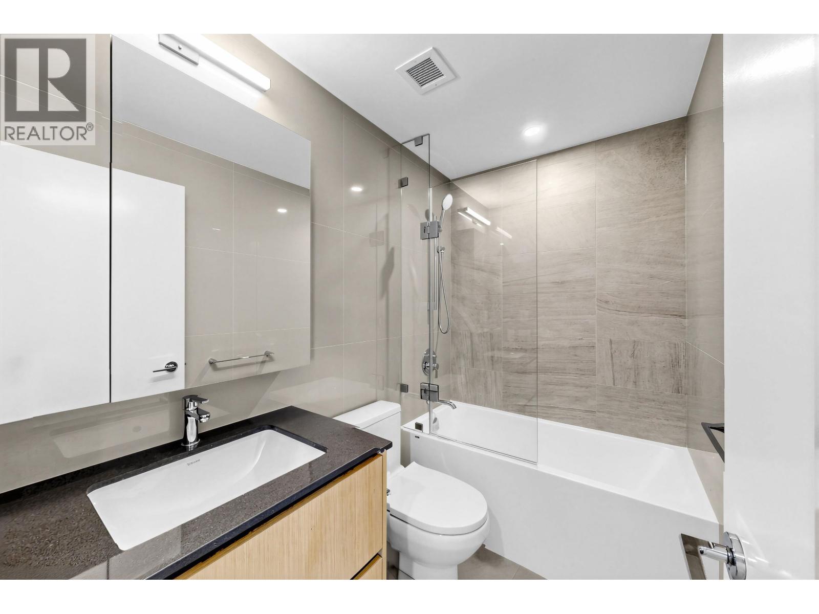 407 7977 Lansdowne Road, Richmond, British Columbia  V6X 0X7 - Photo 12 - R3096301