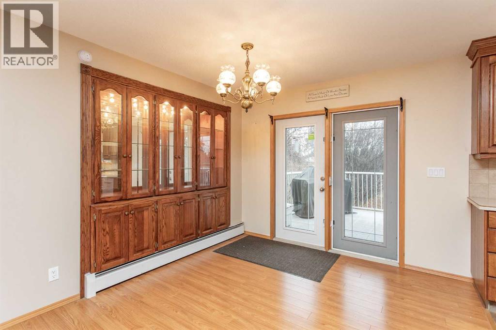 5616 53 Avenue, Lacombe, Alberta  T4L 1L3 - Photo 6 - A2285794