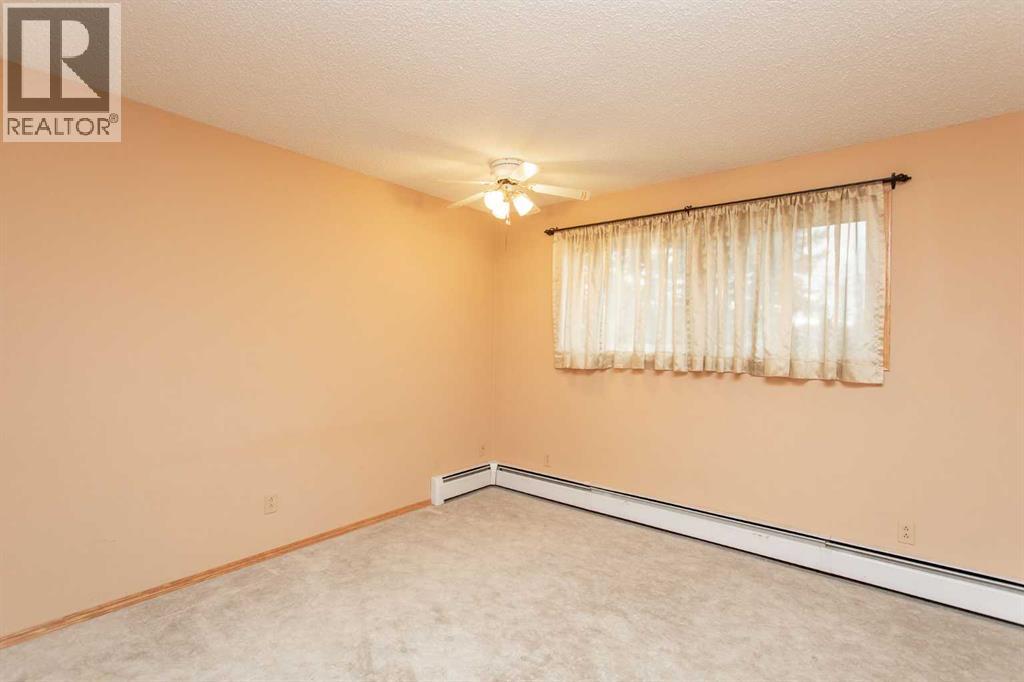 5616 53 Avenue, Lacombe, Alberta  T4L 1L3 - Photo 14 - A2285794