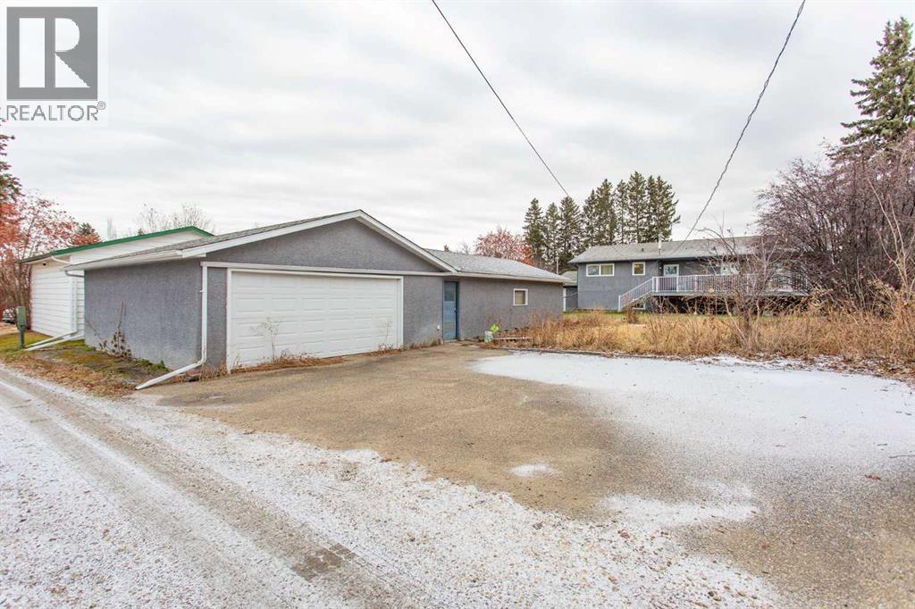 5616 53 Avenue, Lacombe, Alberta  T4L 1L3 - Photo 27 - A2285794