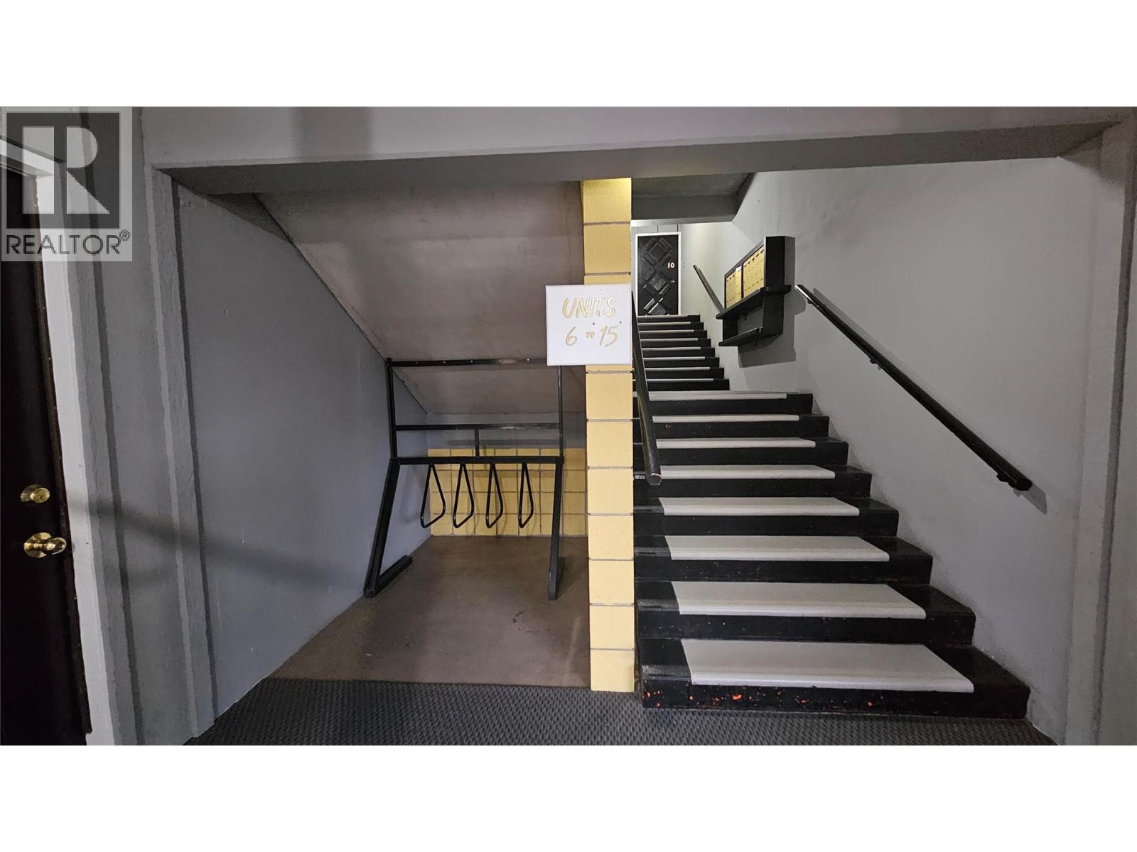 301 Scott Avenue, Penticton, British Columbia  V2A 2J7 - Photo 11 - 10377366