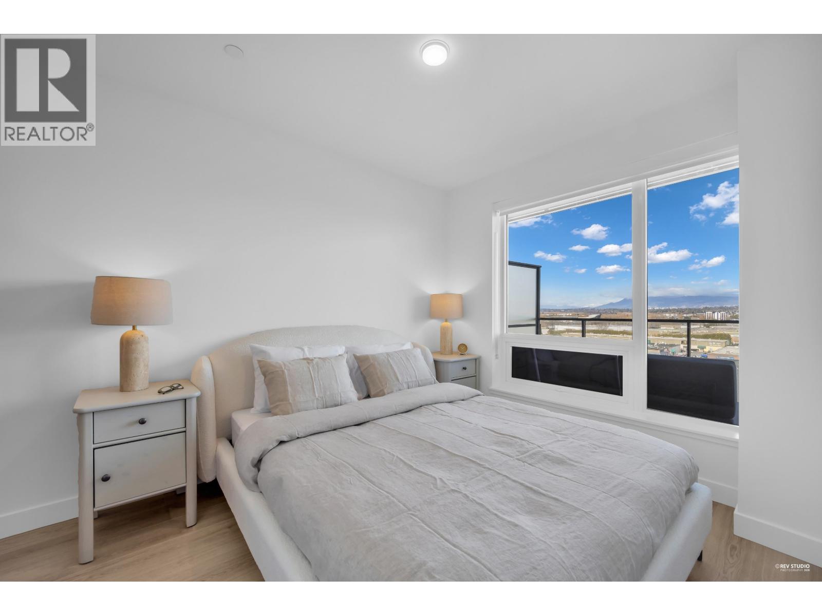 1301 5593 No. 3 Road, Richmond, British Columbia  V6X 0X6 - Photo 4 - R3096982