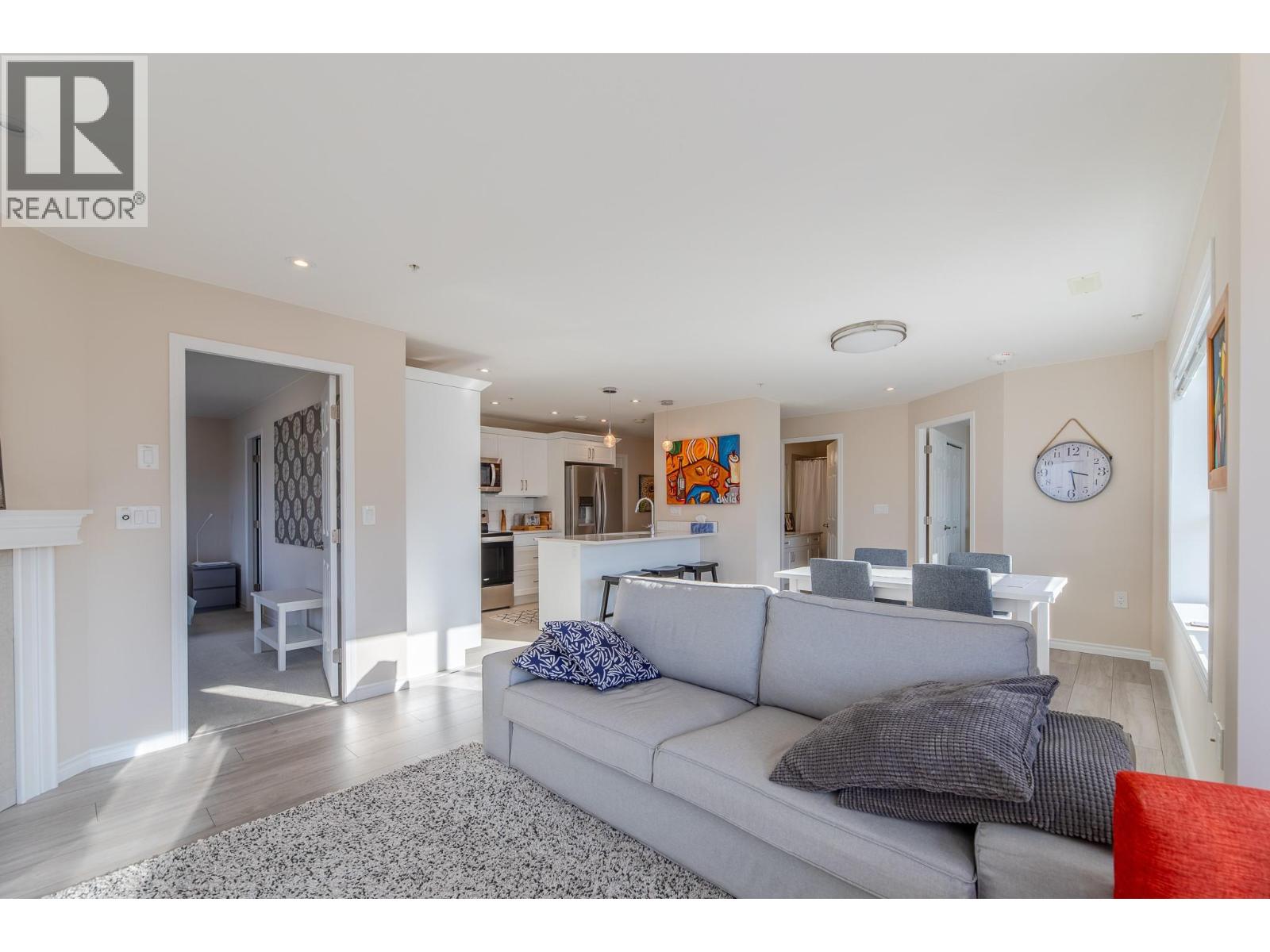 3346 Skaha Lake Road Unit# 1003, Penticton, British Columbia  V2A 6G4 - Photo 6 - 10377953