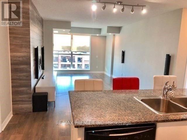 713 - 525 Wilson Avenue, Toronto, Ontario  M3H 1V1 - Photo 2 - C12857144