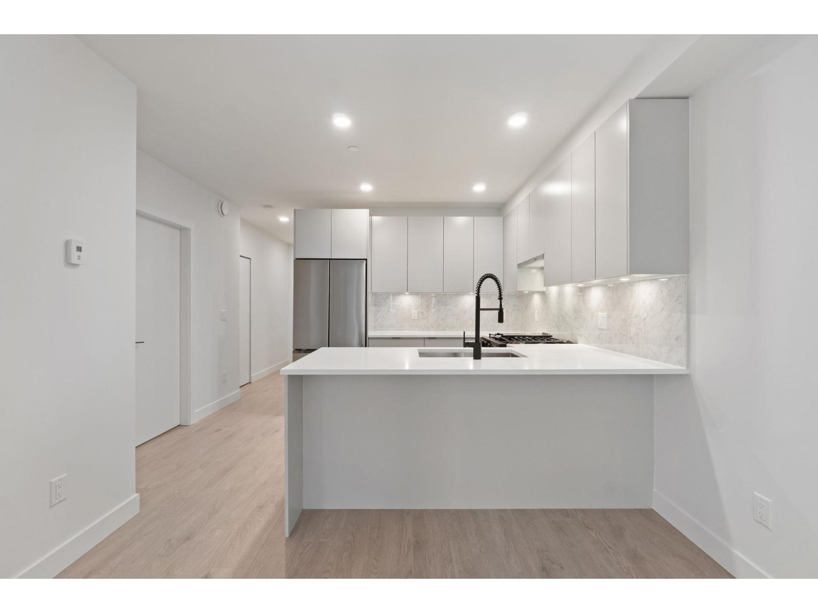 418 13258 105 Avenue, Surrey, British Columbia  V3T 1Z2 - Photo 5 - R3097170