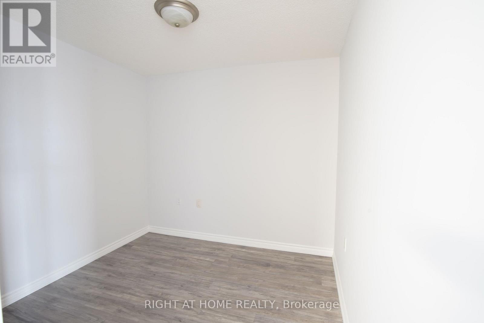 515 - 9015 Leslie Street, Richmond Hill, Ontario  L4B 4J8 - Photo 12 - N12857138