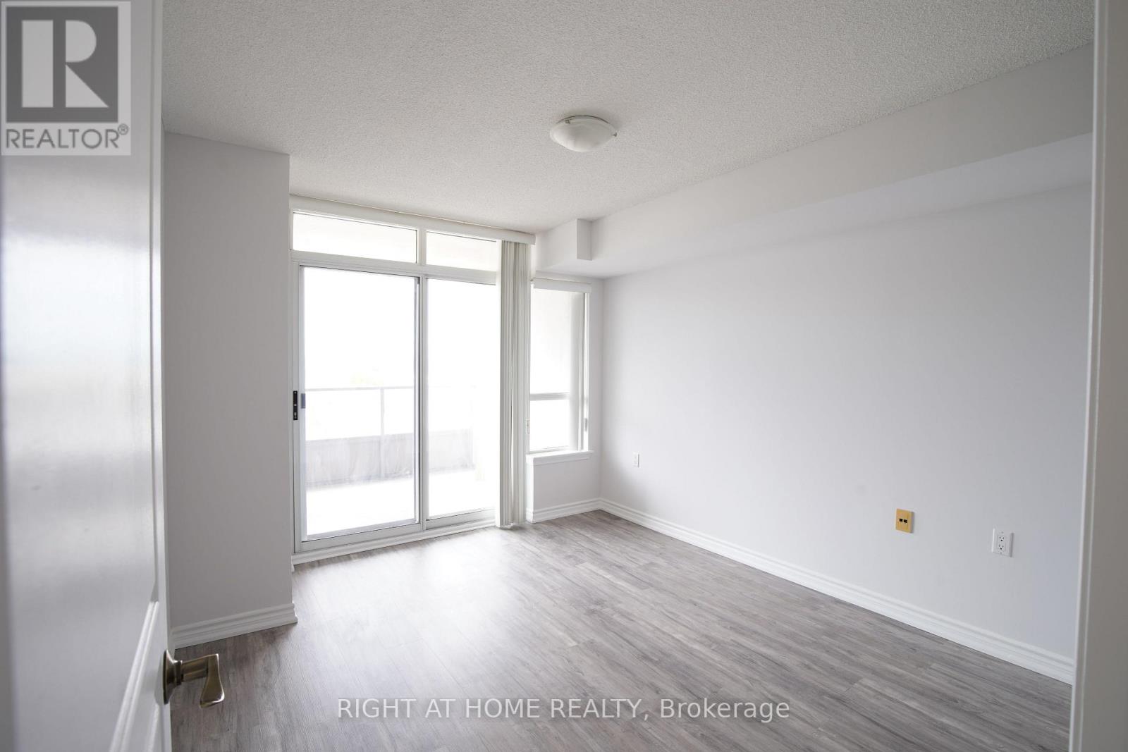 515 - 9015 Leslie Street, Richmond Hill, Ontario  L4B 4J8 - Photo 5 - N12857138