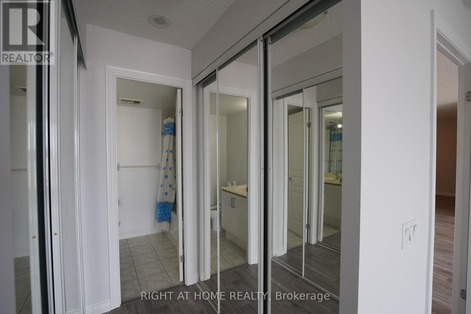 515 - 9015 Leslie Street, Richmond Hill, Ontario  L4B 4J8 - Photo 7 - N12857138