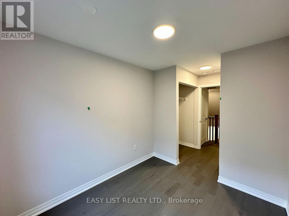 12 - 11 Baynes Way, Bradford West Gwillimbury (Bradford), Ontario  L3Z 4M5 - Photo 2 - N12857140