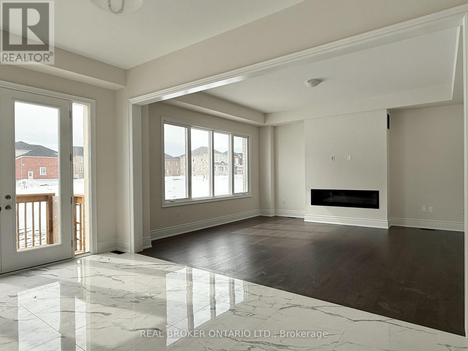 33 Cecil Saunders Drive, Georgina, Ontario  L4P 0T3 - Photo 16 - N12857036