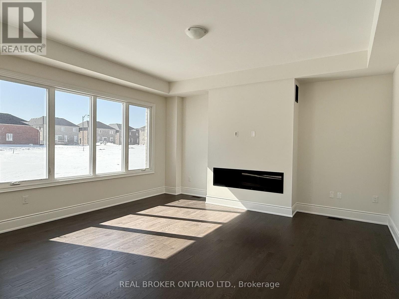 33 Cecil Saunders Drive, Georgina, Ontario  L4P 0T3 - Photo 18 - N12857036