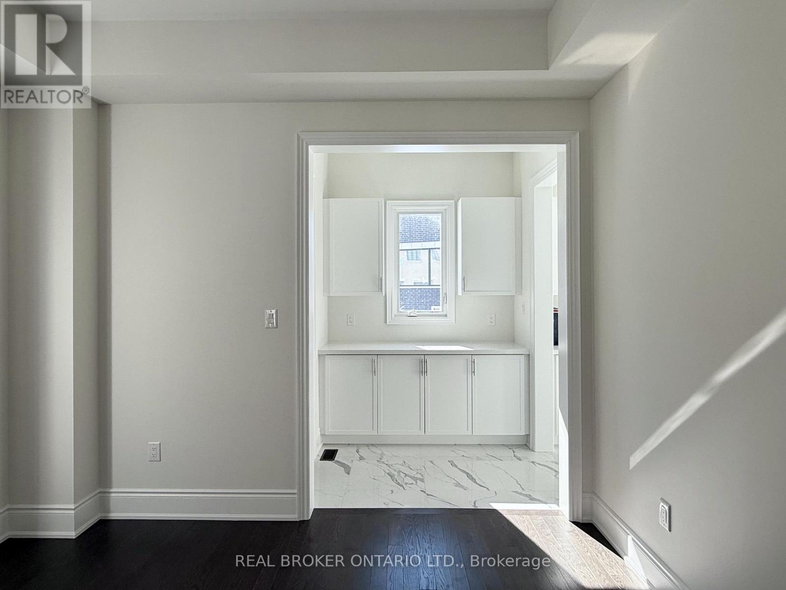 33 Cecil Saunders Drive, Georgina, Ontario  L4P 0T3 - Photo 20 - N12857036