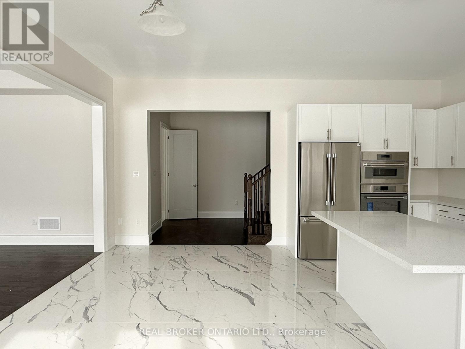 33 Cecil Saunders Drive, Georgina, Ontario  L4P 0T3 - Photo 11 - N12857036