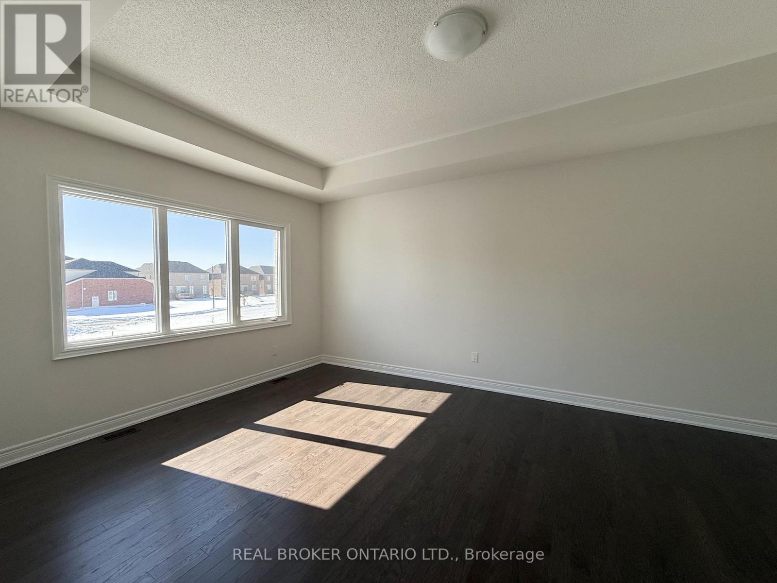 33 Cecil Saunders Drive, Georgina, Ontario  L4P 0T3 - Photo 26 - N12857036